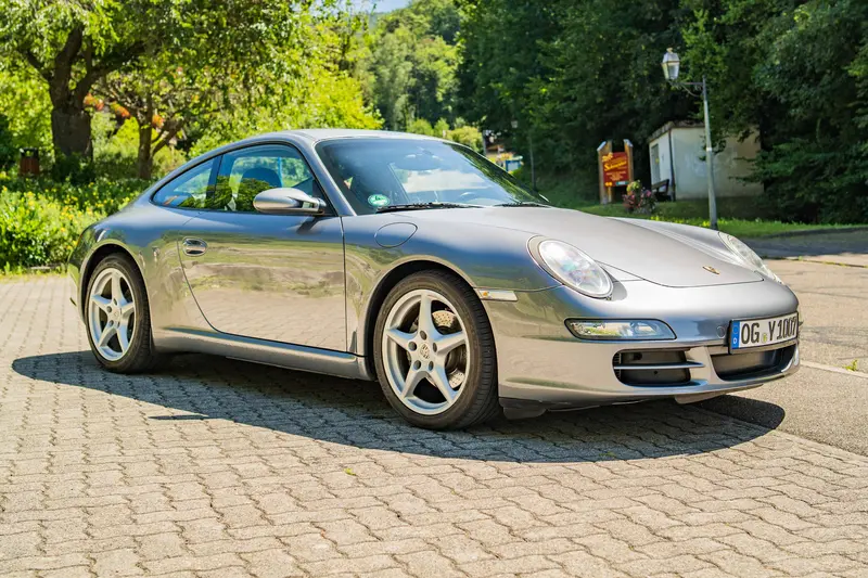 Porsche 911 997 Carrera 6-Speed Traceable History Sunroof Memory (2005)