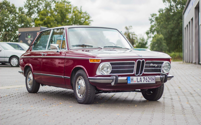 BMW 2002 Touring Schiebedach TÜV&H sehr guter Zustand (1971)