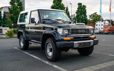 Toyota Land Cruiser J7 version B21 from 2nd hand accident-free with soft and hardtop (1994)