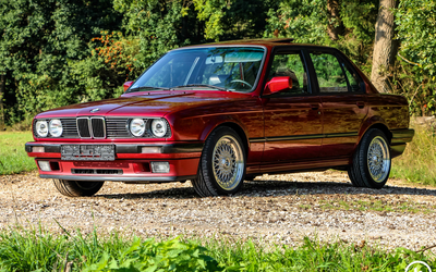 BMW E30 325i Sunroof Calypsorote Metallic Eisenmann Exhaust M-Technik 2 Steering Wheel (1991)