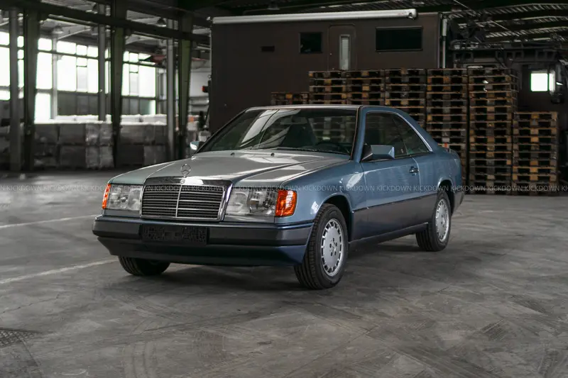 Mercedes Benz 300 CE C124 (1989), erst 15.600 Kilometer, 1. Hand, H-Kennzeichen, sehr gepflegter Originalzustand