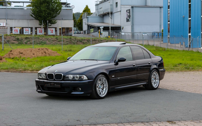 BMW E39 M5 (1999), extensive maintenance, timing chain and bearing shells replaced, collector's item