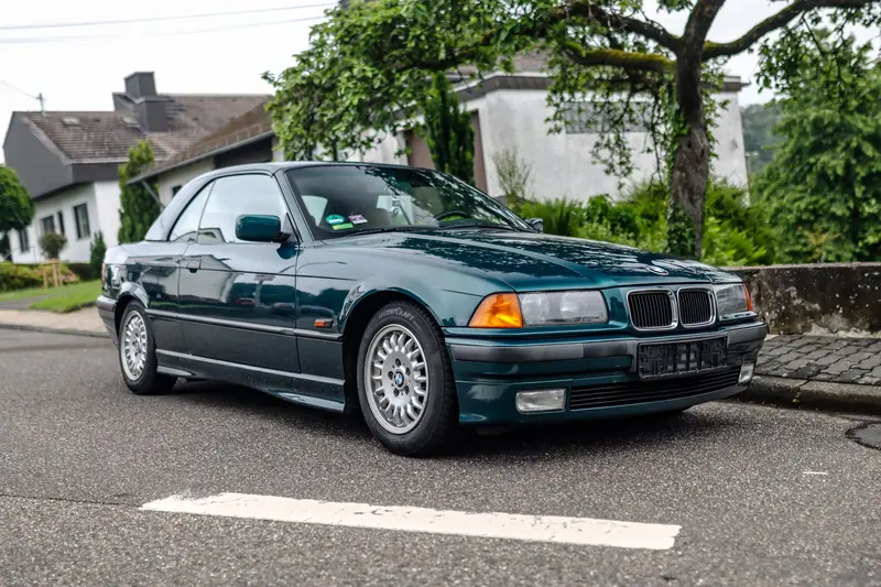 BMW E36 Cabrio in Oxford Grün Umfangreiche Investitionen MwSt. Ausweisbar (1996)