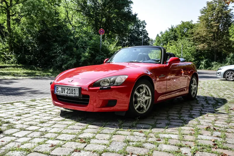 Honda S2000 from 1st hand fair-weather vehicle with seasonal license plates(2000)