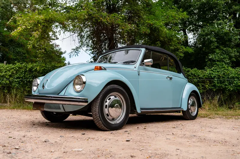 Volkswagen Beetle 1302 Cabriolet (1972), owned since 1995, many parts refurbished, expert rating 2-3