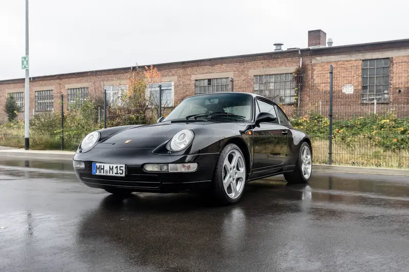 Porsche 911 993 Carrera 2 Coupé (1996), expert rating 2, engine and transmission overhauled, repainted, RUF rims
