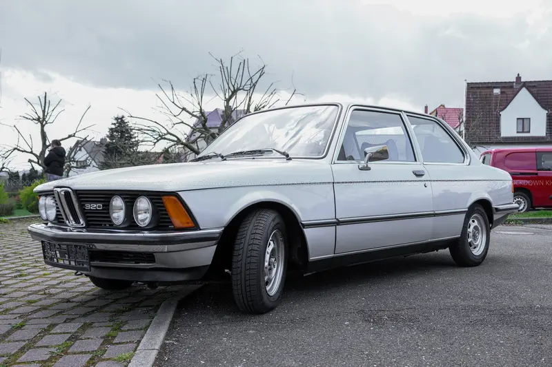 BMW 320i E21 mit lückenlosem Scheckheft, gepflegter Originalzustand, H&R Spezialfedern mit Prüfzeugnis (1977)