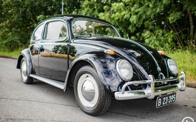 Volkswagen Beetle Deluxe Type 113 Ovali (1955)