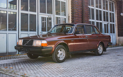 Volvo 240 244 DL erstklassiger Zustand 2 Vorbesitzer Historie Klima elektrische Fensterh. Servo (1985)