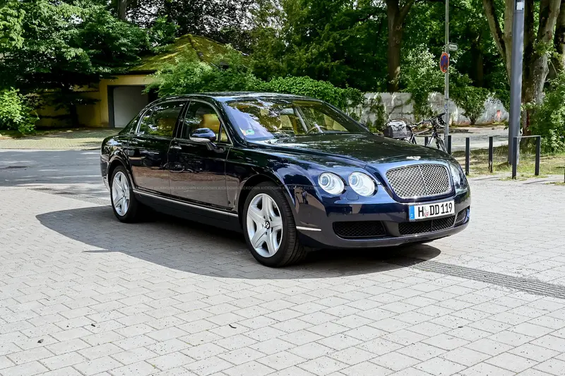 Bentley Continental Flying Spur (2005) from second owner, full service history, top condition, only 51,487 km