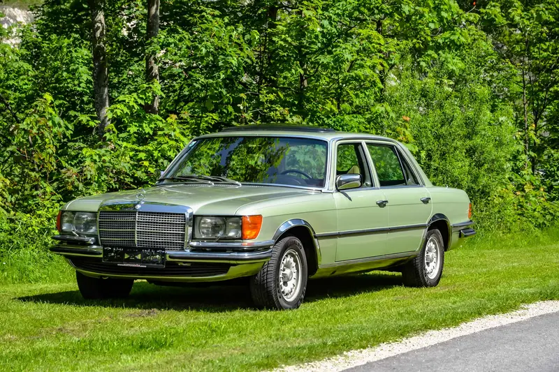 Mercedes Benz W116 450 SEL Teilrestauriert Matching Numbers umfangreiche Vollausstattung (1976)