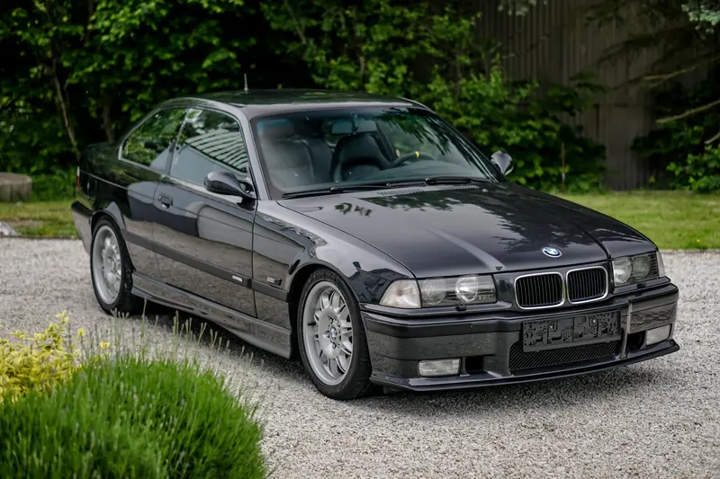 BMW E36 M3 Accident-free Restored Extensive equipment Leather upholstery TÜV H license plate (1993)