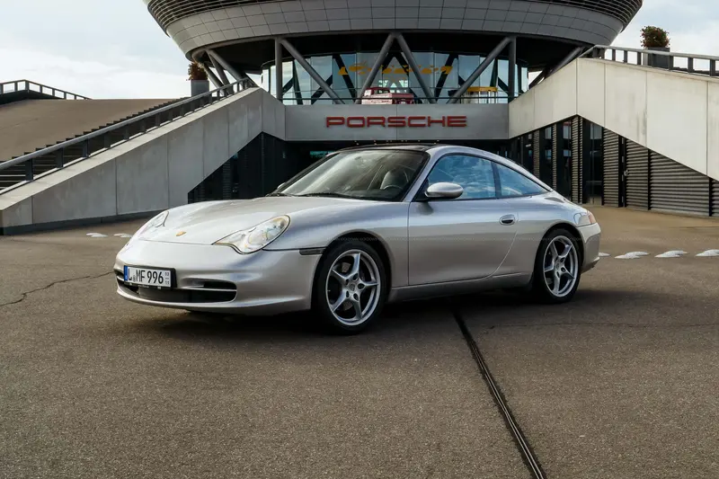 Porsche 911 996 Targa (2002), manual transmission, very well maintained, German vehicle