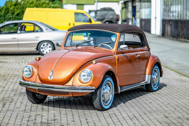 Volkswagen Beetle 1302 Cabriolet rebuilt in excellent condition € 26,000 invested (1972)