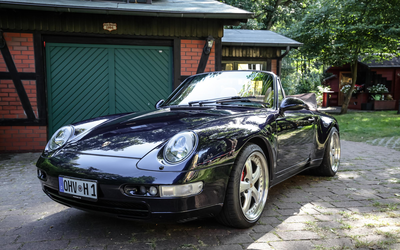 Porsche 993 Cabrio Seit 2012 im Besitz eines Kfz-Meisters Sehr Guter Zustand Umfangreiche Ausstattung (1995)