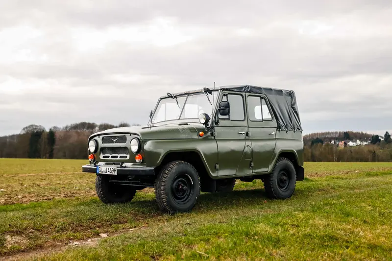 UAZ 469 (1981), Motor & Getriebe überholt, Sandgestrahlt und Neu Lackiert
