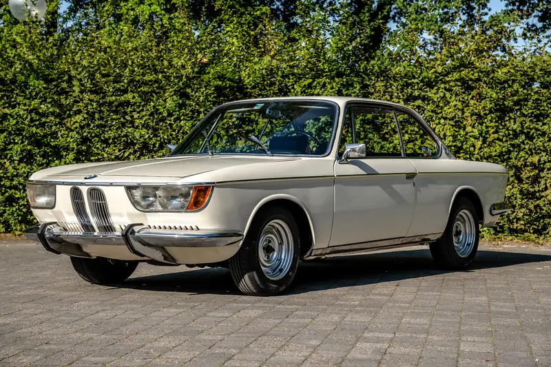 BMW 2000 CS (1965)