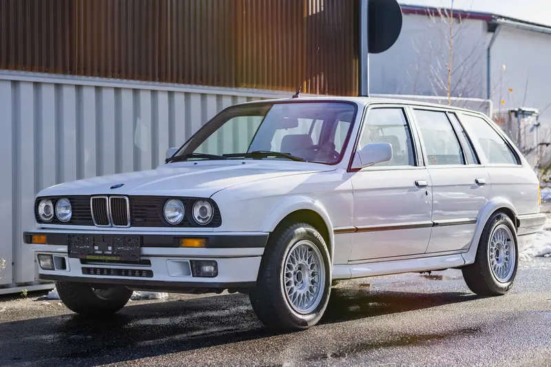 BMW E30 325 ix Touring seltene Kombination restauriert Motorrevision (1988)