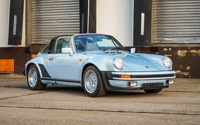 Porsche 911 SC 3.0 Targa Turbolook Silverstone Blue 2. Hand (1977)