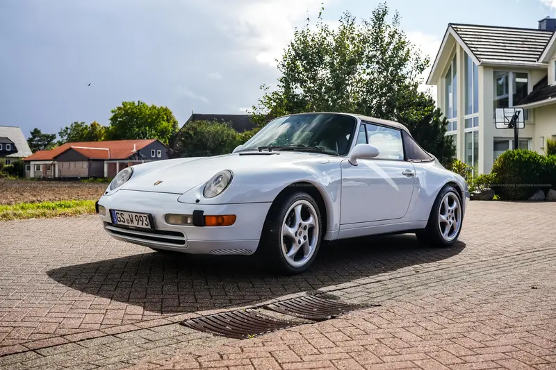 Porsche 911 993 Carrera Cabriolet (1998), Umrüstung auf EU-Spezifikationen, erst 101.904 Kilometer, Servicehistorie bei Porsche