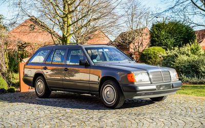 Mercedes Benz W124 230TE Scheckheftgepflegt 1. Hand (1986)
