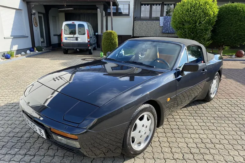 Porsche 944 S2 Cabrio 1. Hand Scheckheft (1990)