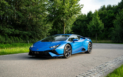 Lamborghini Huracan Tecnica (2024), less than 1,000 km, like new, newly serviced, VAT deductible