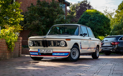 BMW 2002 Turbo (1974), expert rating 2, 40 years in family ownership, restored