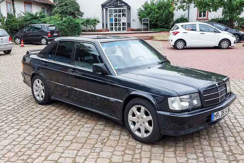 Mercedes-Benz W201 190E 2.3 16V Dif. Neu! (1986)