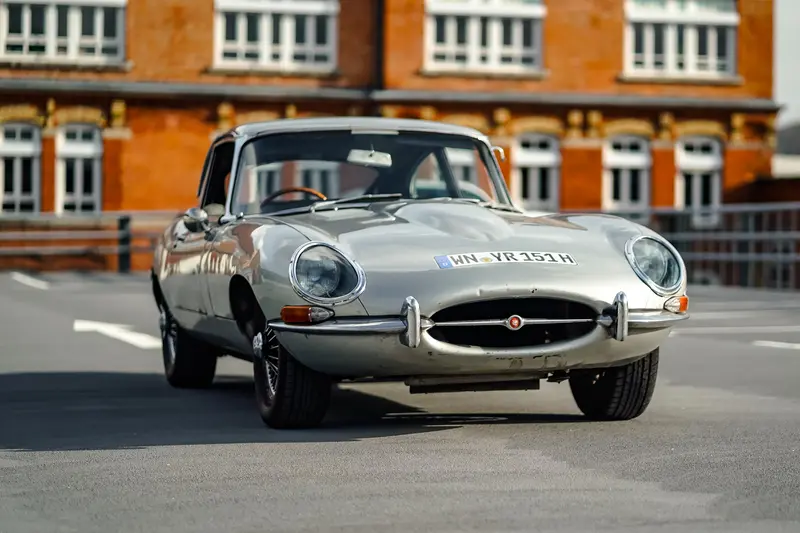 Jaguar E-Type Series 1 in Gun Metal Grey Engine & Overdrive Gearbox overhauled Certificate of Value Grade 3+ (1966)