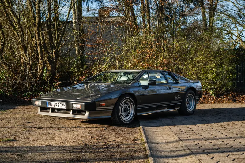 Lotus Esprit S3 Turbo mit Wertgutachten der Note 2+ aus 2024 (1983)