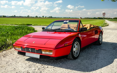 Ferrari Mondial T Cabrio in Rosso Gepflegter Originalzustand Großer Service Vollzogen Lückenlose Historie (1990)