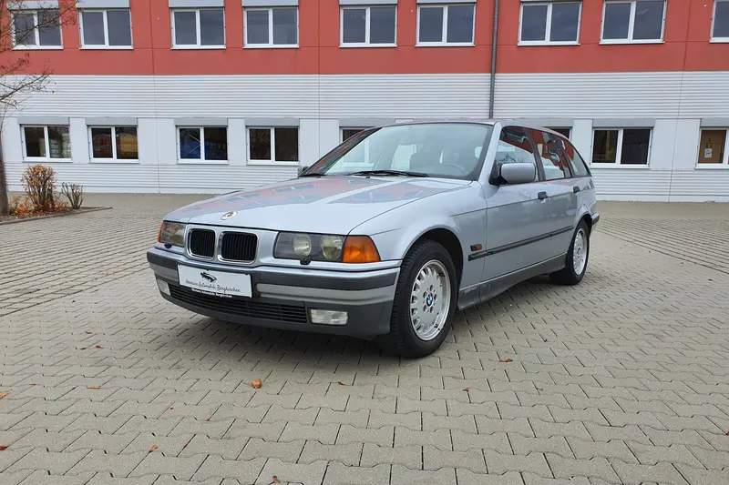 BMW E36 320i Touring (1996)