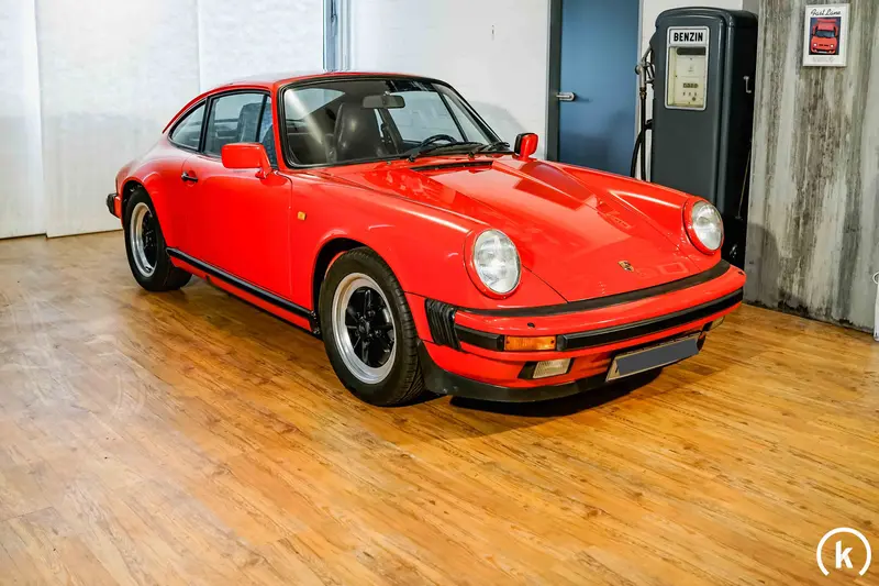 Porsche 911 Carrera 3,2 Indian red from 1st hand complete checkbook Note 2+ (1988)