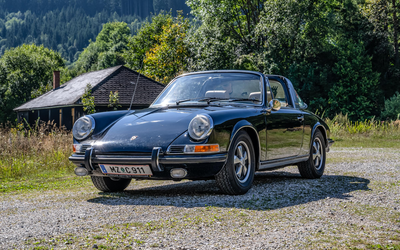 Porsche 911 T 2.2 Targa Matching Numbers gearbox revised €40,000 invested (1971)