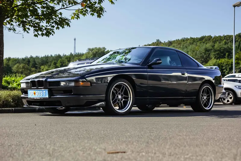 BMW E31 840i with manual gearbox BMW-Individual CSI equipment M-chassis ex works 10.000 € invested Partly restored (1995)