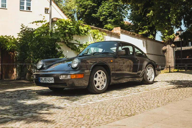 Porsche 964 C2 (1989), full service history, engine and transmission overhauled, Classic Data 2-
