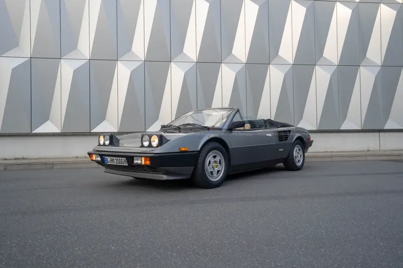 Ferrari Mondial Quattrovalvole Cabriolet (1983), geringe Laufleistung, Zahnriemen kürzlich gewechselt, sehr gepflegter Zustand