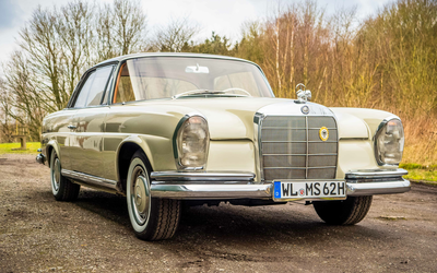 Mercedes-Benz 220 SEb Beige/Braun Leder Schiebedach 4-Gang authentisches Fahrzeug (1963)
