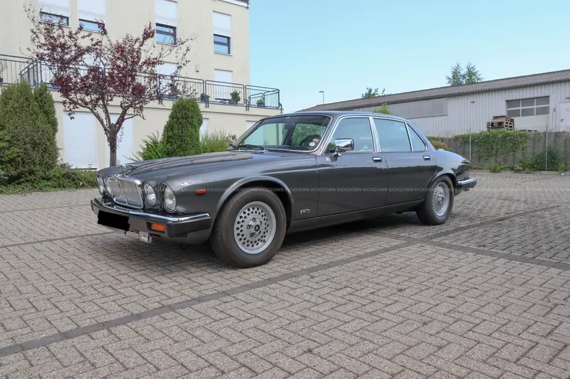 Jaguar XJ6 4.2 Sovereign (1986), Linkslenker, Motor revidiert, umfangreiche Historie, Sammlerfahrzeug