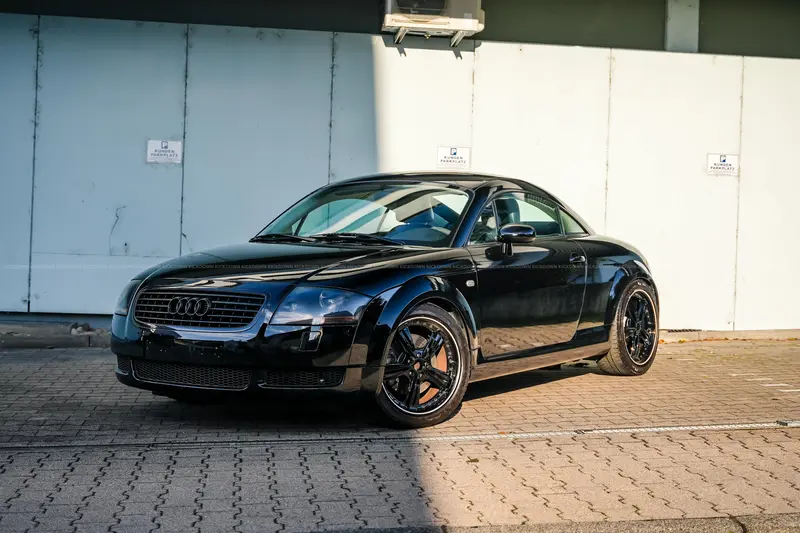 Audi TT Hochwertiges Lederinterieur Unfallfrei Überholter 1,8T-Motor Umfangreiche Investitionen (1999)