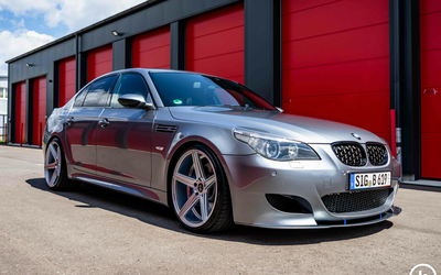 BMW E60 M5 V10 complete checkbook KW variant 3 chassis (2005)