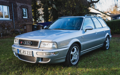 Audi RS2 Avant (1995) in Polarsilber Metallic, Carbon-Applikationen im Innenraum, umfangreiche Investitionen getätigt