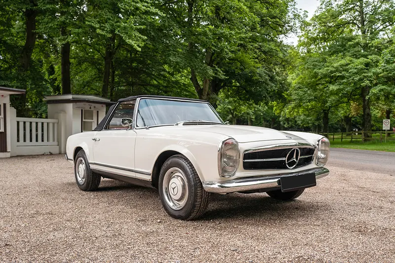 Mercedes-Benz W113 Pagode 230 SL aus priv. Sammlung Restauriert lückenlose Historie (1964)