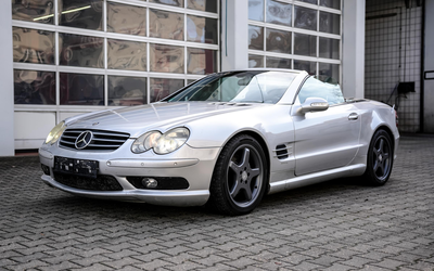 Mercedes Benz SL 500 in Silber aus 3. Hand Neuer Service V8-Motor (2004)