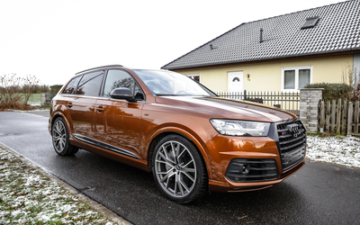 Audi SQ7 4.0 Liter V8 Diesel 1st hand Accident-free Checkbook maintained Only 58,032 km Fully equipped Special paint in Ipanema Brown