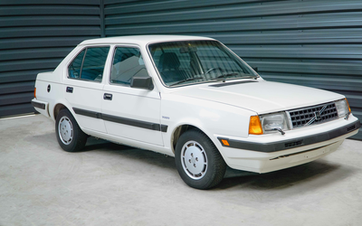 Volvo 360 GLE 1. Hand, 10.000km seltenes Fahrzeug in Traumzustand (1987)