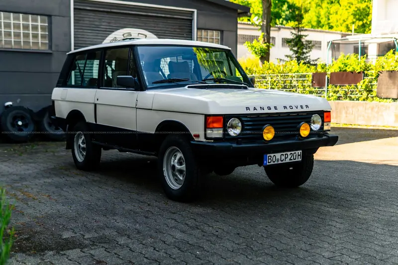 Land Rover Range Rover Classic (1993), 2-door, 3.9-litre V8, very well maintained, lots of money invested