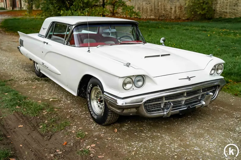 Ford Thunderbird Coupé 5.8L V8 umfangreich restauriert Klimaanlage Servolenkung und Servobremsen (1960)