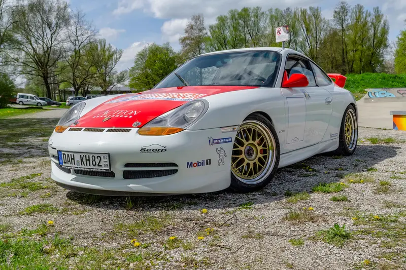 Porsche 911 996 GT3 Cup 3.6 L mit Straßenzulassung Motor und Getriebe überholt Porsche-Cup Teilnehmer (1999)